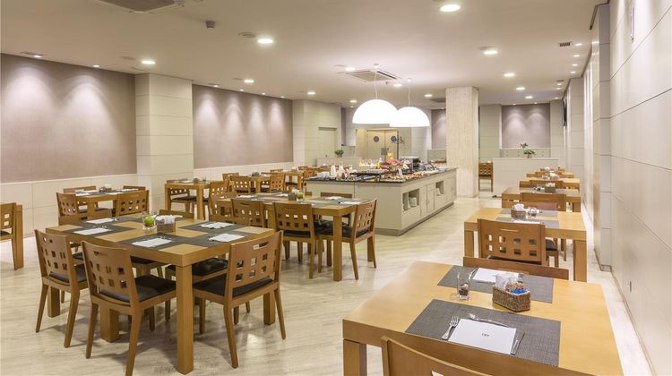 NH Oviedo Principado Restaurant