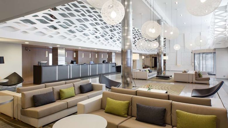 <b>NH Hotel Iruna Park Lobby</b>. Images powered by <a href="https://iceportal.shijigroup.com/" title="IcePortal" target="_blank">IcePortal</a>.