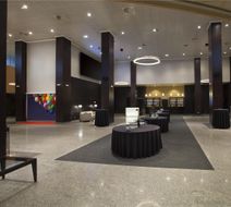 NH Hotel Iruna Park Lobby