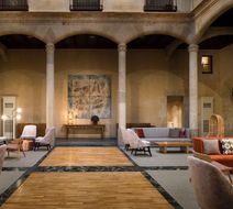 NH Salamanca Palacio de Castellanos Lobby