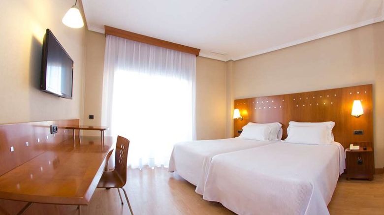 <b>NH San Pedro de Alcantara Room</b>. Images powered by <a href="https://iceportal.shijigroup.com/" title="IcePortal" target="_blank">IcePortal</a>.