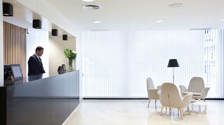 <b>NH Ciudad de Santander Lobby</b>. Images powered by <a href="https://iceportal.shijigroup.com/" title="IcePortal" target="_blank">IcePortal</a>.