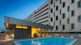 <b>NH Collection Sevilla Pool</b>. Images powered by <a href="https://iceportal.shijigroup.com/" title="IcePortal" target="_blank">IcePortal</a>.