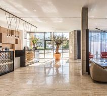 NH Sevilla Plaza de Armas Lobby