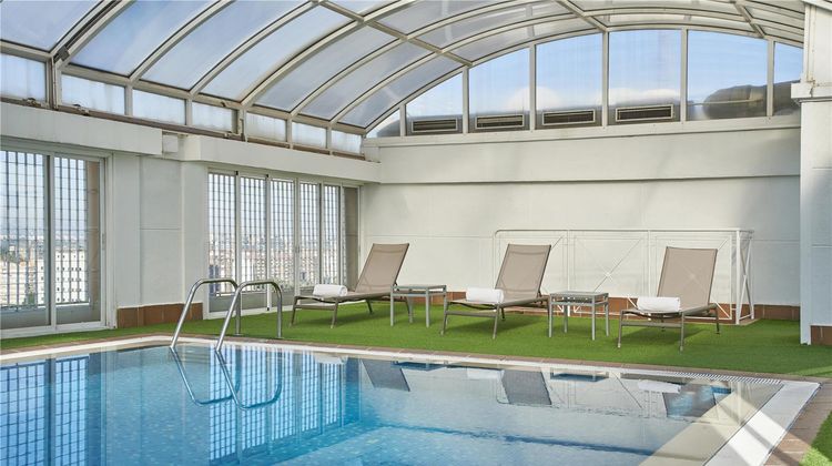 NH Valencia Center Pool