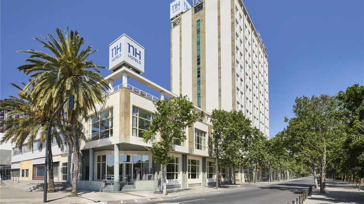 NH Valencia Center Exterior