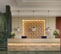 NH Valencia Center Lobby