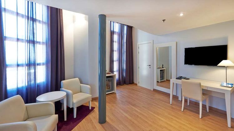 NH Valencia Las Artes Suite