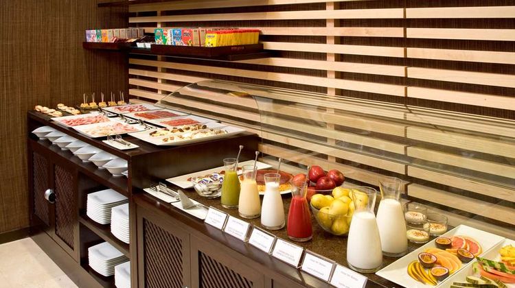 NH Valladolid Balago Restaurant