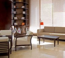 NH Valladolid Balago Lobby