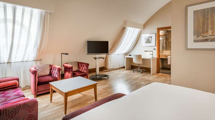 NH Collection Vigo Suite