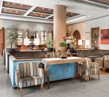 NH Collection Vigo Lobby