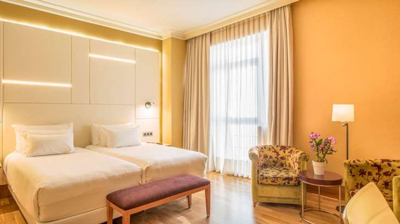 <b>NH Collection Vigo Room</b>. Images powered by <a href="https://iceportal.shijigroup.com/" title="IcePortal" target="_blank">IcePortal</a>.