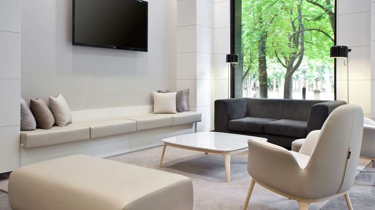 NH Canciller Ayala Vitoria Lobby