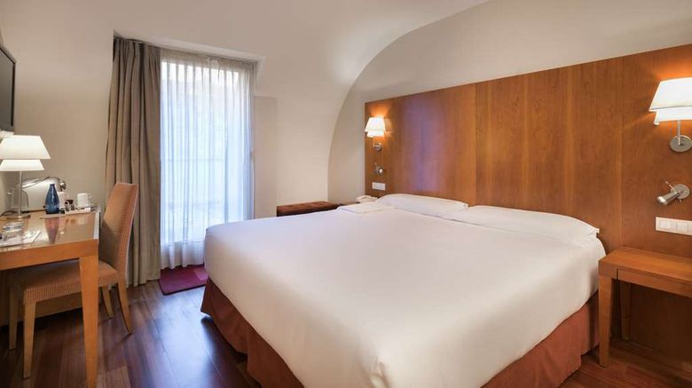 <b>NH Zamora Palacio del Duero Room</b>. Images powered by <a href="https://iceportal.shijigroup.com/" title="IcePortal" target="_blank">IcePortal</a>.