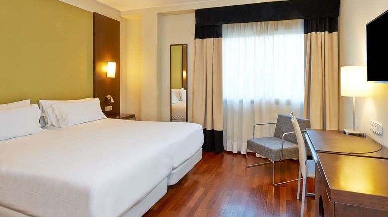 <b>iStay by NH Zaragoza Sport Hotel Room</b>. Images powered by <a href="https://iceportal.shijigroup.com/" title="IcePortal" target="_blank">IcePortal</a>.