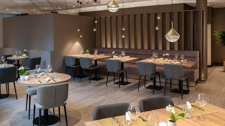 <b>NH Geneva Airport Restaurant</b>. Images powered by <a href="https://iceportal.shijigroup.com/" title="IcePortal" target="_blank">IcePortal</a>.