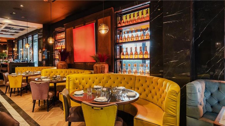 <b>NH Collection New York Madison Avenue Restaurant</b>. Images powered by <a href="https://iceportal.shijigroup.com/" title="IcePortal" target="_blank">IcePortal</a>.