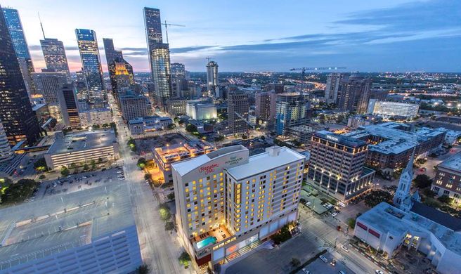 Hampton Inn Houston Downtown Exterior