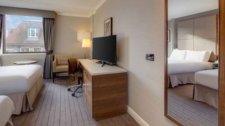 <b>Hilton Cambridge City Centre Room</b>. Images powered by <a href="https://iceportal.shijigroup.com/" title="IcePortal" target="_blank">IcePortal</a>.