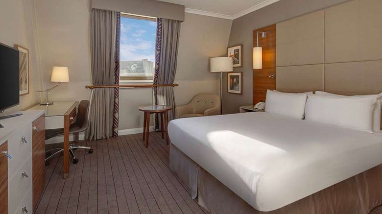 <b>Hilton Cambridge City Centre Room</b>. Images powered by <a href="https://iceportal.shijigroup.com/" title="IcePortal" target="_blank">IcePortal</a>.