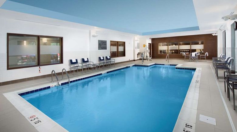 <b>Hampton Inn/Stes Falls Church/Seven Cnrs Pool</b>. Images powered by <a href="https://iceportal.shijigroup.com/" title="IcePortal" target="_blank">IcePortal</a>.