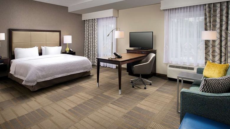 <b>Hampton Inn/Stes Falls Church/Seven Cnrs Room</b>. Images powered by <a href="https://iceportal.shijigroup.com/" title="IcePortal" target="_blank">IcePortal</a>.