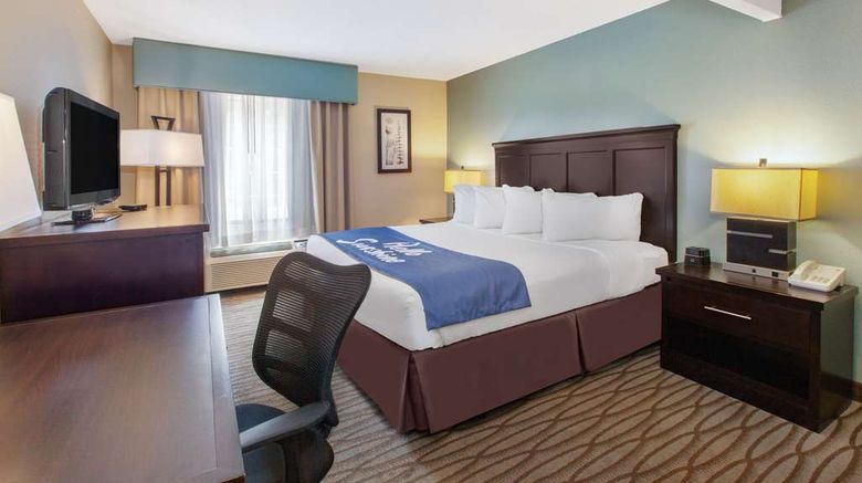<b>Days Inn Petoskey Room</b>. Images powered by <a href="https://iceportal.shijigroup.com/" title="IcePortal" target="_blank">IcePortal</a>.
