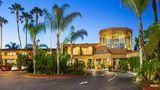 Handlery Hotel & Resort Exterior