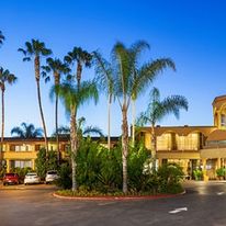 Handlery Hotel & Resort