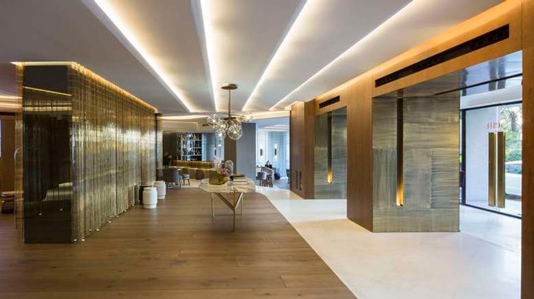 <b>Barcelo Emperatriz Lobby</b>. Images powered by <a href="https://iceportal.shijigroup.com/" title="IcePortal" target="_blank">IcePortal</a>.