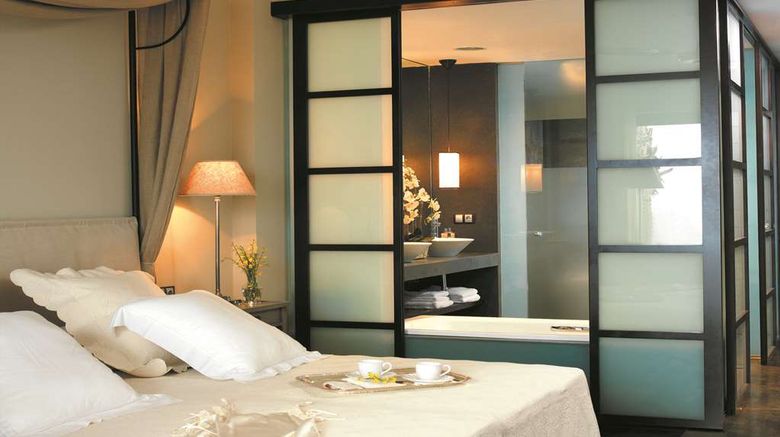 <b>Asia Gardens & Thai Spa, Royal Hideaway Room</b>. Images powered by <a href="https://iceportal.shijigroup.com/" title="IcePortal" target="_blank">IcePortal</a>.