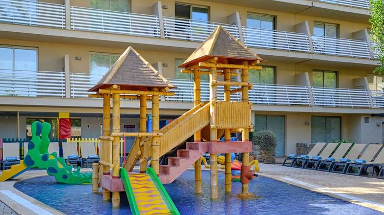 Occidental Cala Vinas Pool