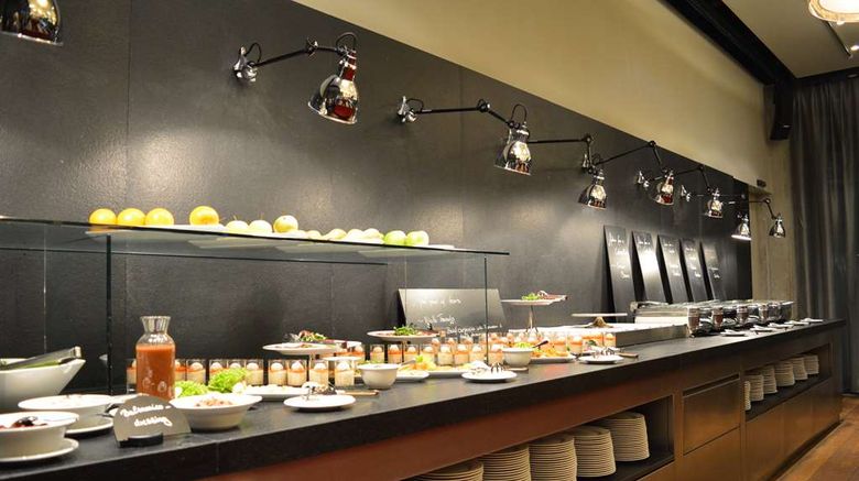 <b>Barcelo Hamburg Restaurant</b>. Images powered by <a href="https://iceportal.shijigroup.com/" title="IcePortal" target="_blank">IcePortal</a>.