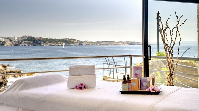 <b>Barcelo Illetas Albatros - Adults Only Spa</b>. Images powered by <a href="https://iceportal.shijigroup.com/" title="IcePortal" target="_blank">IcePortal</a>.