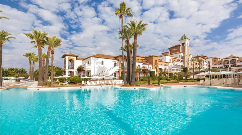 <b>Barcelo Isla Canela Pool</b>. Images powered by <a href="https://iceportal.shijigroup.com/" title="IcePortal" target="_blank">IcePortal</a>.
