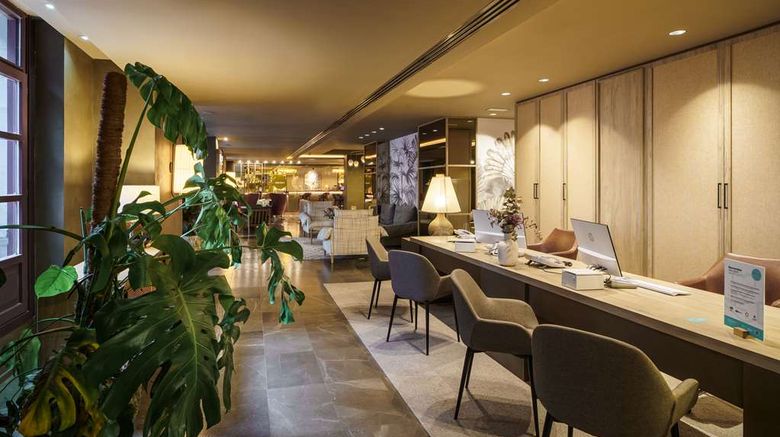 <b>Barcelo Oviedo Cervantes Lobby</b>. Images powered by <a href="https://iceportal.shijigroup.com/" title="IcePortal" target="_blank">IcePortal</a>.