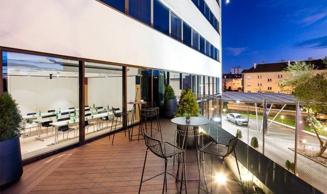 Occidental Praha Exterior