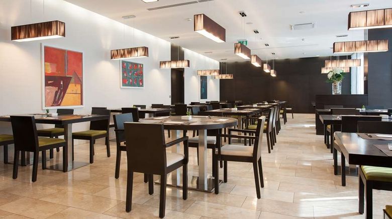 <b>Occidental Praha Five Restaurant</b>. Images powered by <a href="https://iceportal.shijigroup.com/" title="IcePortal" target="_blank">IcePortal</a>.