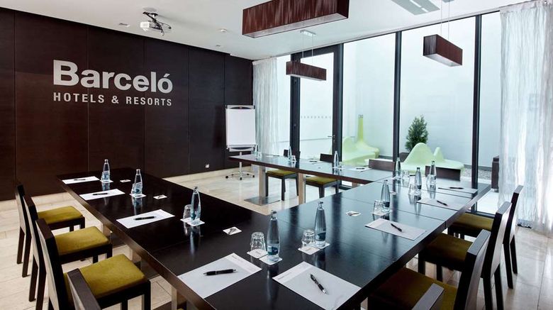 <b>Occidental Praha Five Meeting</b>. Images powered by <a href="https://iceportal.shijigroup.com/" title="IcePortal" target="_blank">IcePortal</a>.