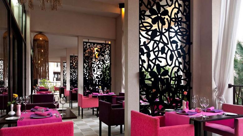 <b>Barcelo Royal Beach Hotel Restaurant</b>. Images powered by <a href="https://iceportal.shijigroup.com/" title="IcePortal" target="_blank">IcePortal</a>.