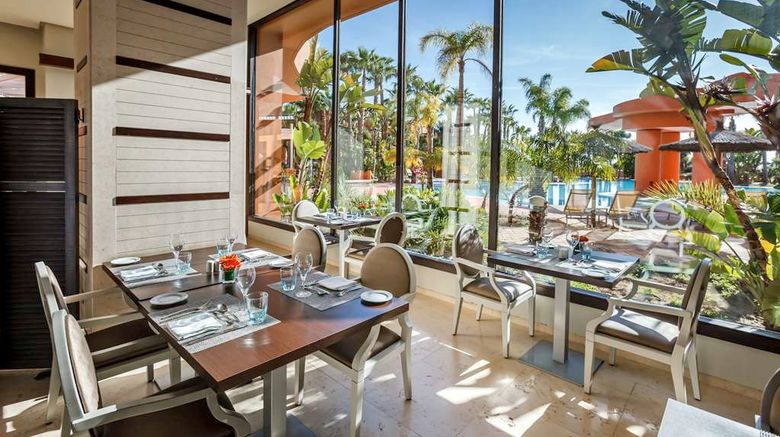 <b>Royal Hideaway Sancti Petri Restaurant</b>. Images powered by <a href="https://iceportal.shijigroup.com/" title="IcePortal" target="_blank">IcePortal</a>.