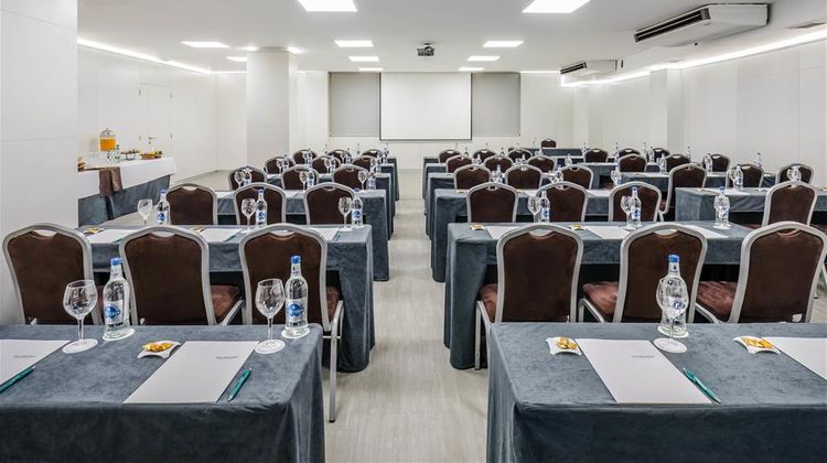 Occidental Santa Cruz Contemporaneo Meeting