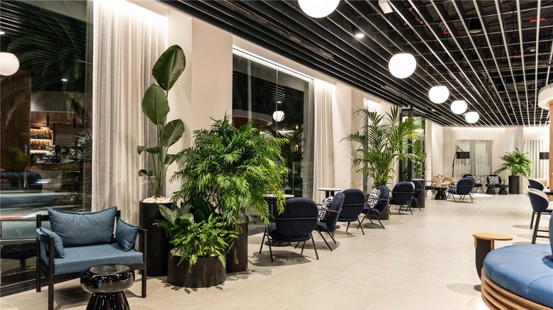 <b>Occidental Santa Cruz Contemporaneo Restaurant</b>. Images powered by <a href="https://iceportal.shijigroup.com/" title="IcePortal" target="_blank">IcePortal</a>.