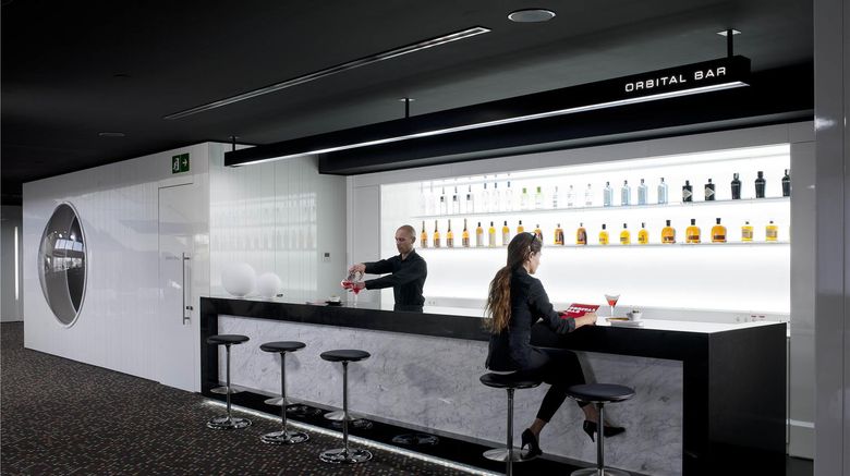 <b>Barcelo Sants Restaurant</b>. Images powered by <a href="https://iceportal.shijigroup.com/" title="IcePortal" target="_blank">IcePortal</a>.