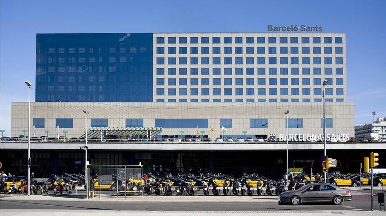 <b>Barcelo Sants Exterior</b>. Images powered by <a href="https://iceportal.shijigroup.com/" title="IcePortal" target="_blank">IcePortal</a>.