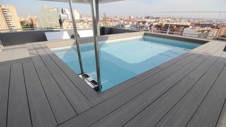 Barcelo Valencia Pool