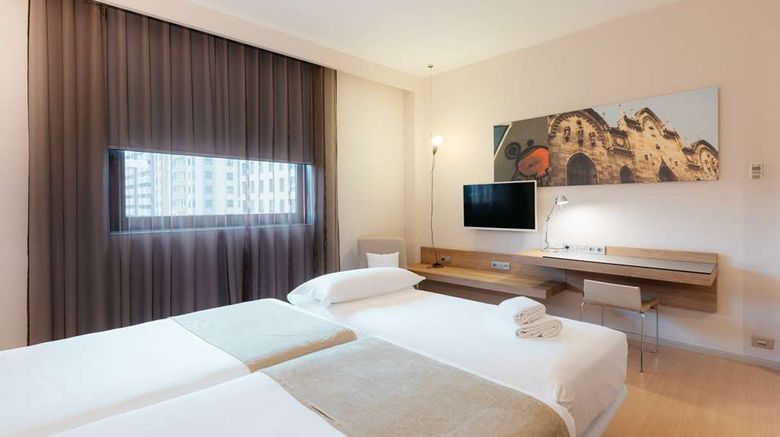 <b>Barcelo Valencia Room</b>. Images powered by <a href="https://iceportal.shijigroup.com/" title="IcePortal" target="_blank">IcePortal</a>.