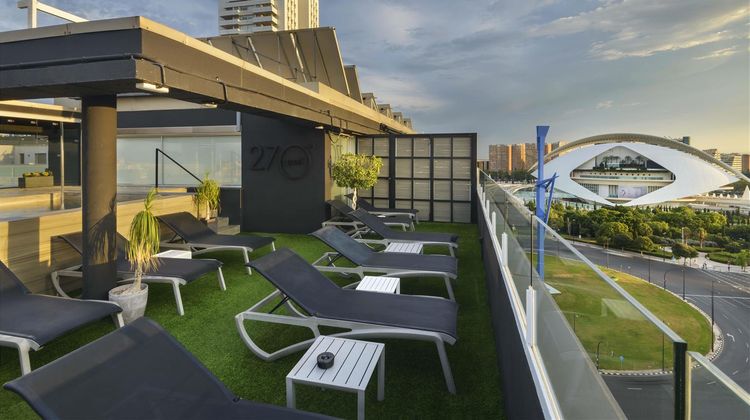 Barcelo Valencia Pool