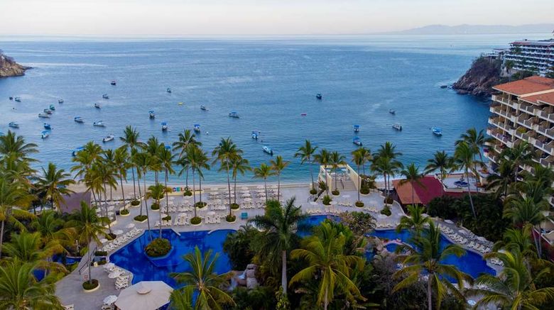 <b>Barcelo Puerto Vallarta Beach</b>. Images powered by <a href="https://iceportal.shijigroup.com/" title="IcePortal" target="_blank">IcePortal</a>.